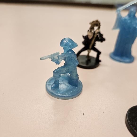 Star Wars mini figures 2005 - Picture 3 of 7